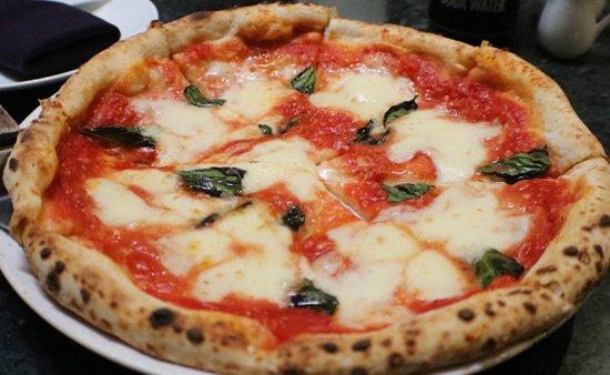 7 Taste Pizzeria & Restaurant